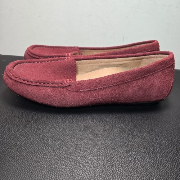 Vionic Debbie Loafers Women's 8 Burgundy Red Suede Flats Slip Ons - Picture 3 of 11